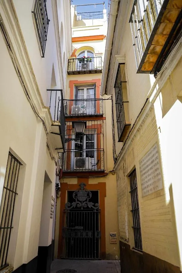 Calle Abades Centro De Sevilla 0*, Sevilha